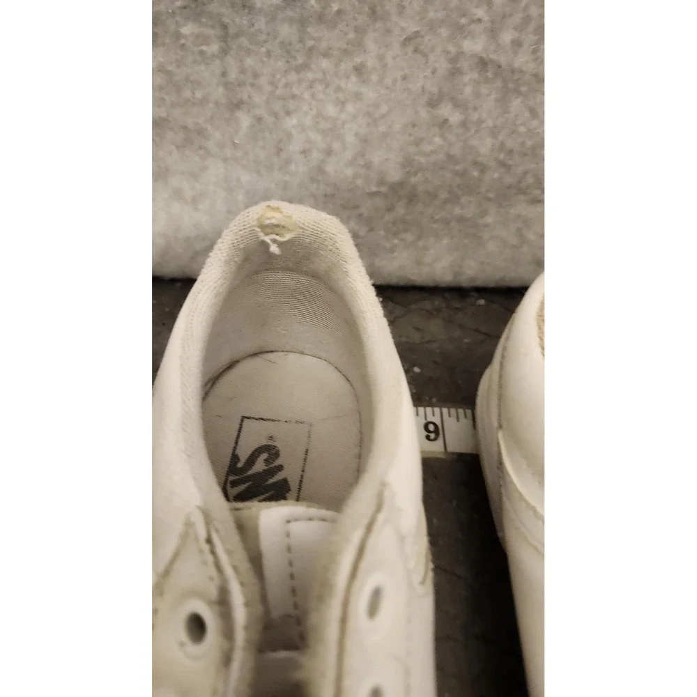 Vans‎ Shoes Wms Size 8.5 White Low Top Faux Leather Skate Casual Sneakers EU 39